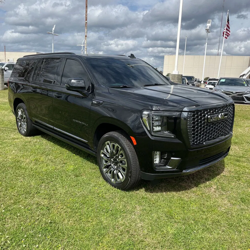2023 GMC Yukon XL Denali Ultimate