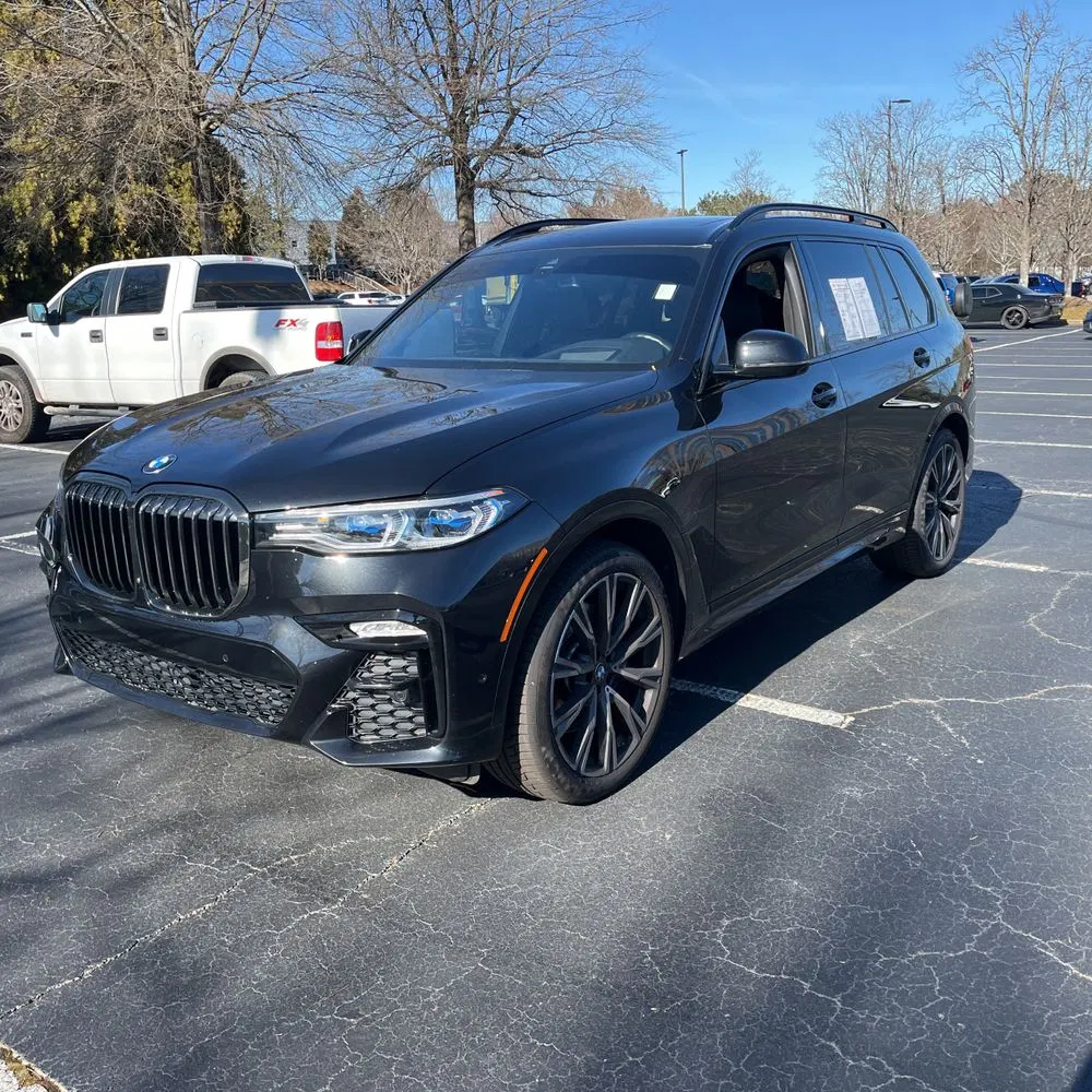 2022 BMW X7 M50i