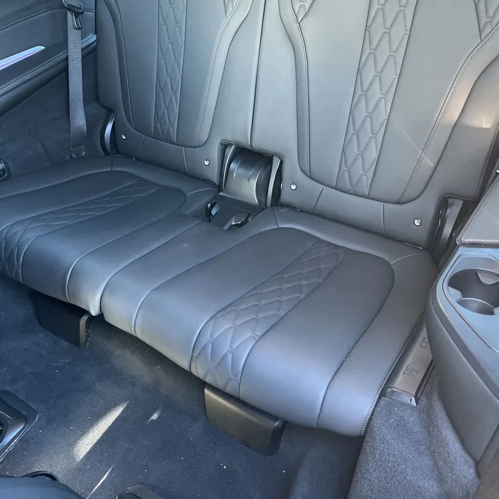 2022 BMW X7 M50i