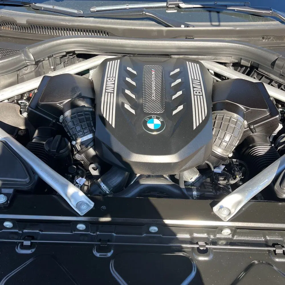 2022 BMW X7 M50i
