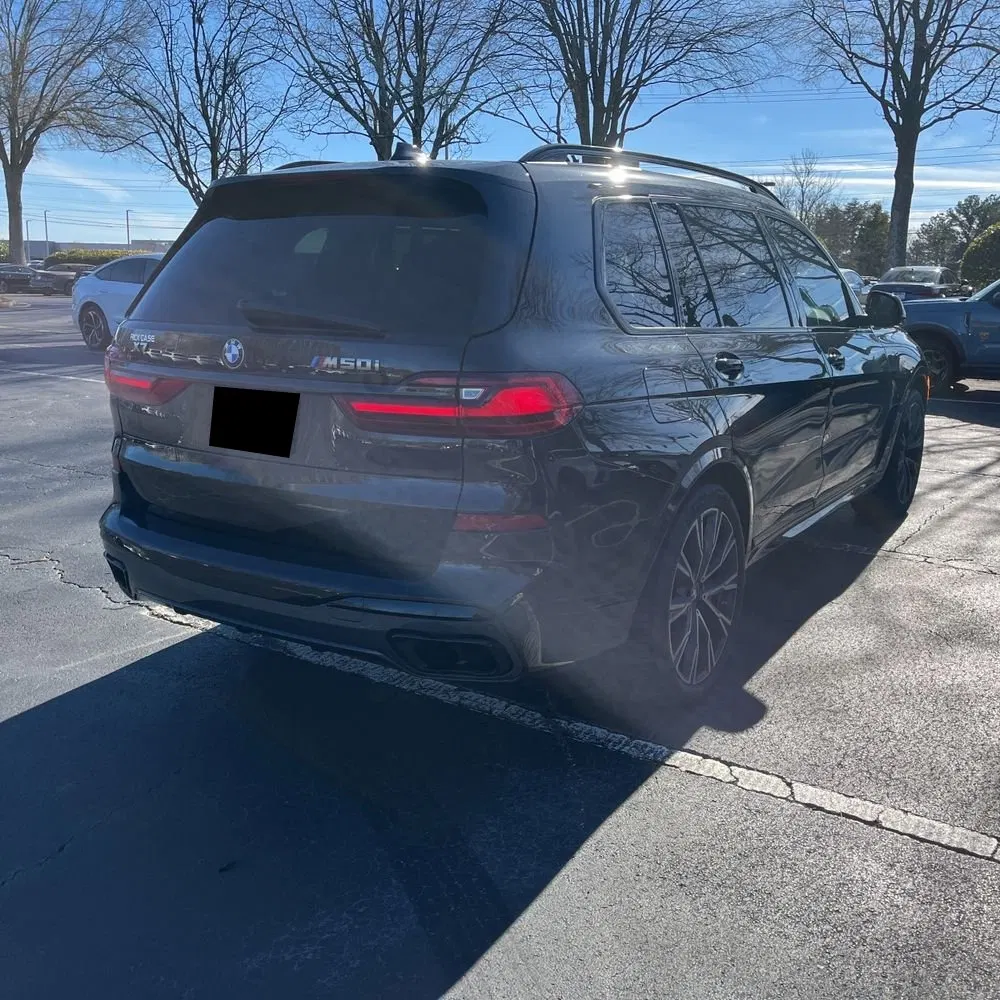 2022 BMW X7 M50i