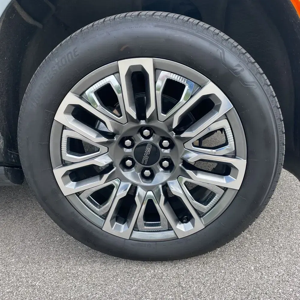 2024 GMC Yukon Denali Ultimate