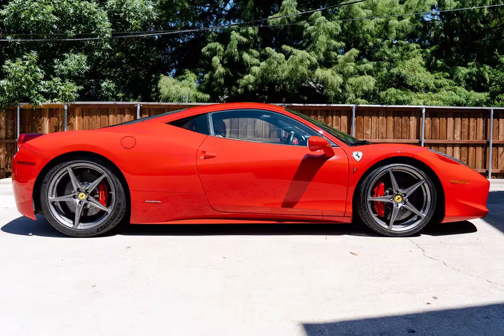 2010 Ferrari 458 Italia Coupe