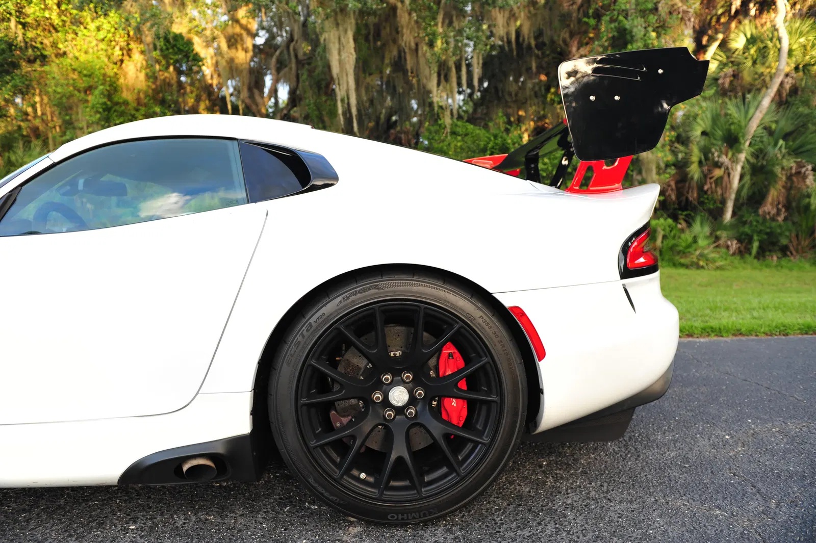 2017 Dodge Viper GTC