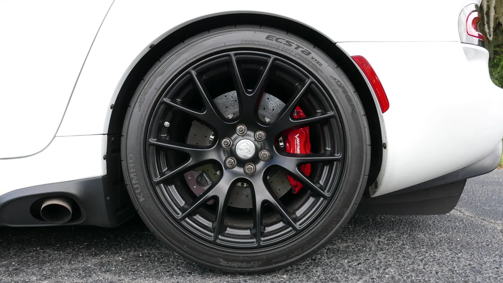 2017 Dodge Viper GTC