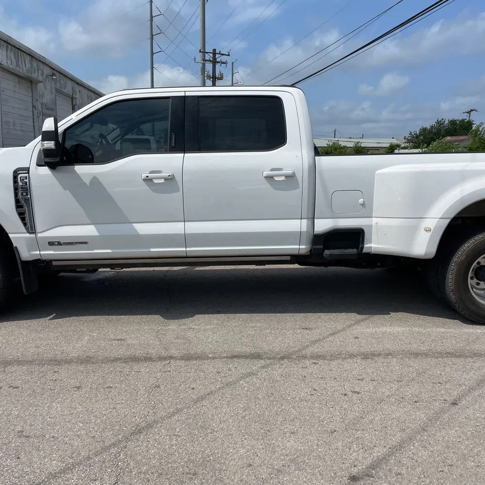 2023 Ford F-350 Super Duty Lariat