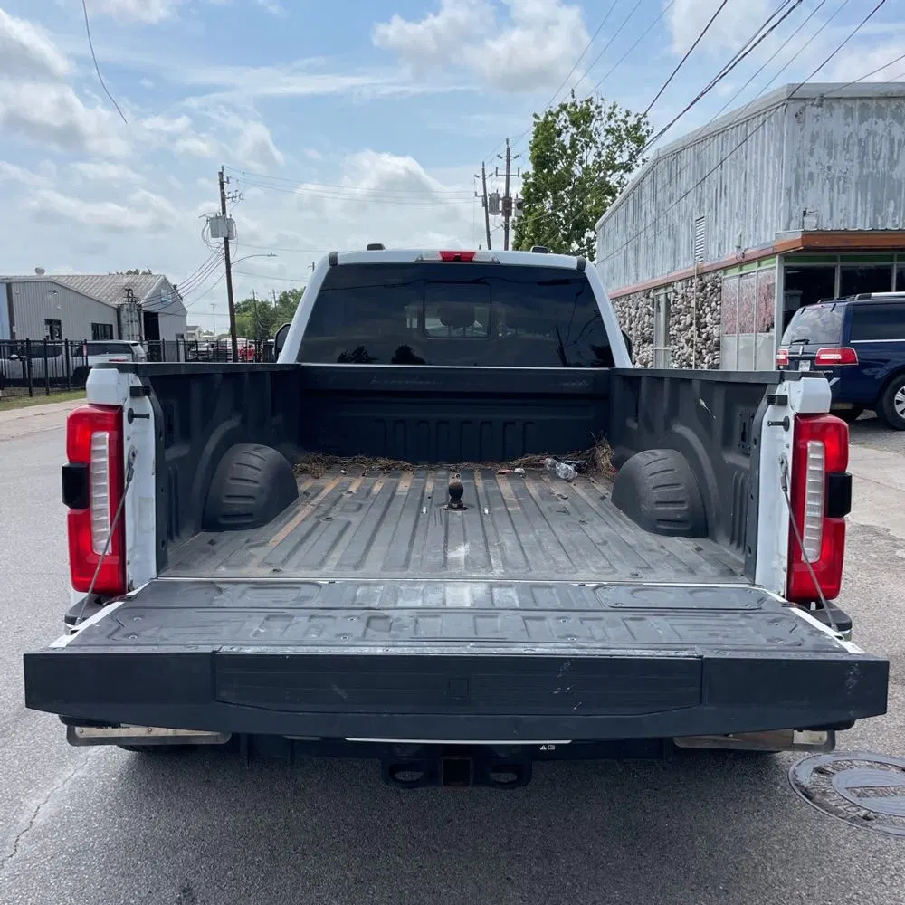 2023 Ford F-350 Super Duty Lariat