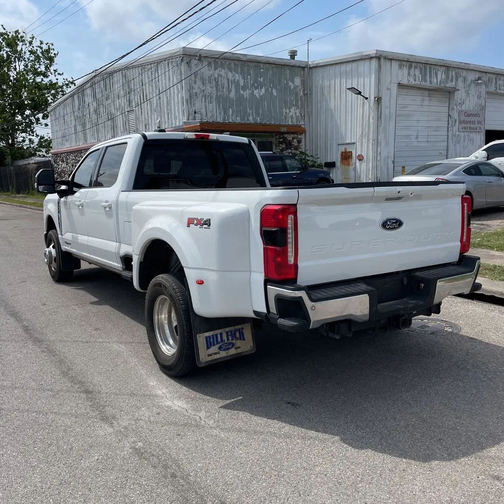 2023 Ford F-350 Super Duty Lariat