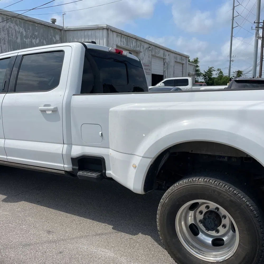 2023 Ford F-350 Super Duty Lariat