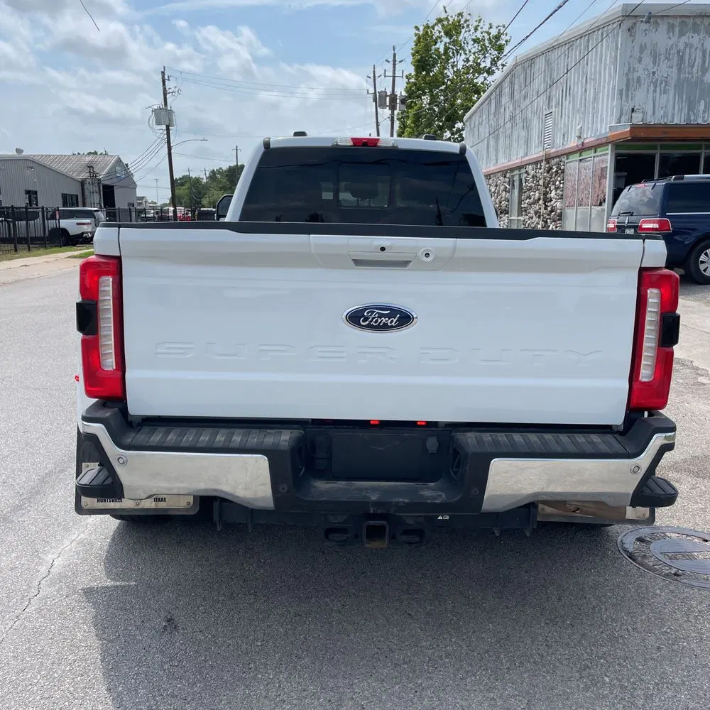 2023 Ford F-350 Super Duty Lariat