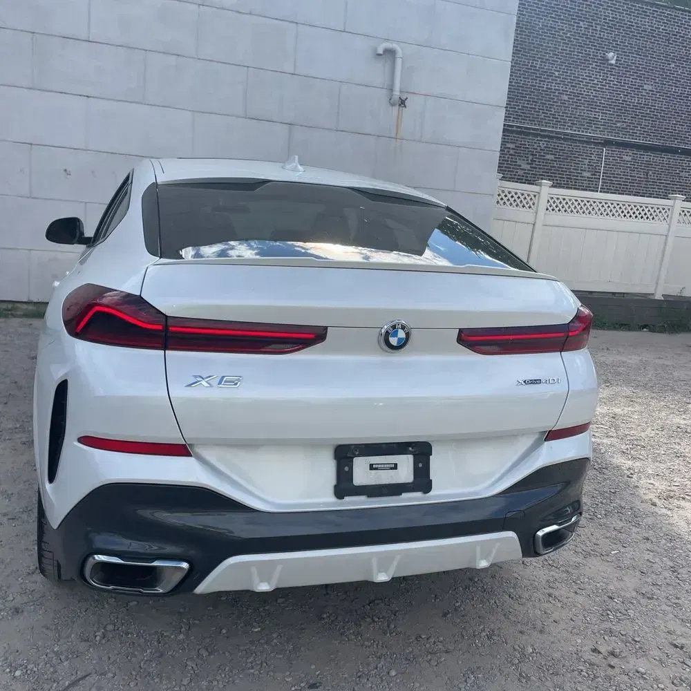 2023 BMW X6 XDrive40i