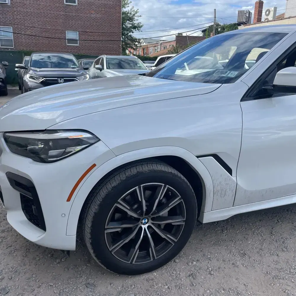 2023 BMW X6 XDrive40i