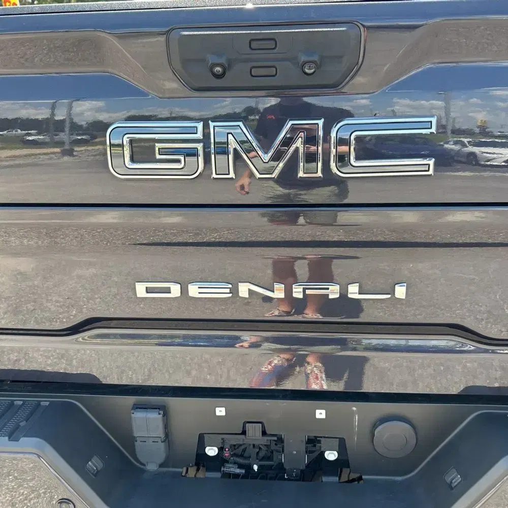 2024 GMC Sierra 3500HD Denali Ultimate