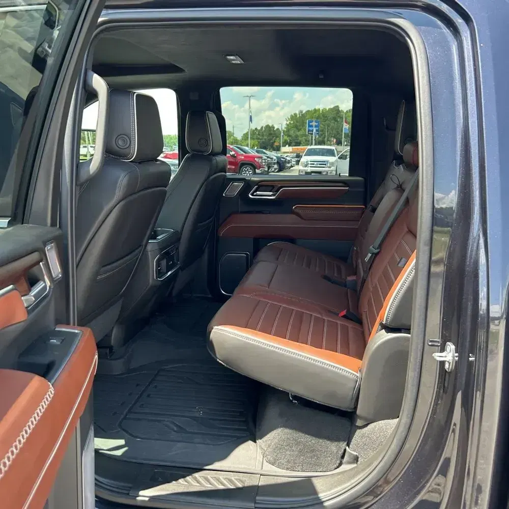 2024 GMC Sierra 3500HD Denali Ultimate