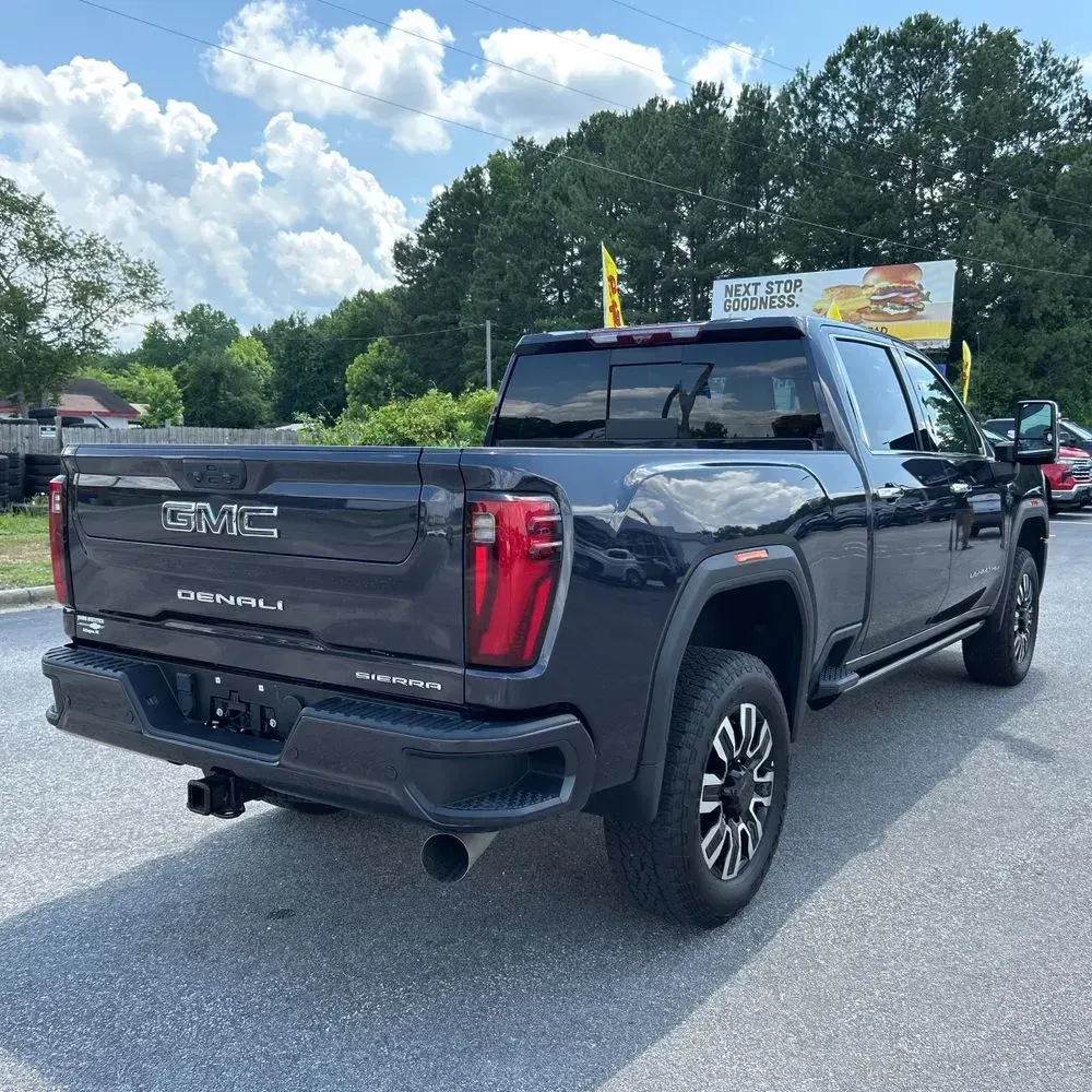 2024 GMC Sierra 3500HD Denali Ultimate