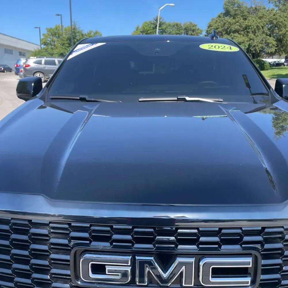 2024 GMC Yukon Denali Ultimate