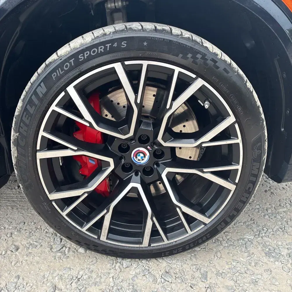 2023 BMW X5 M