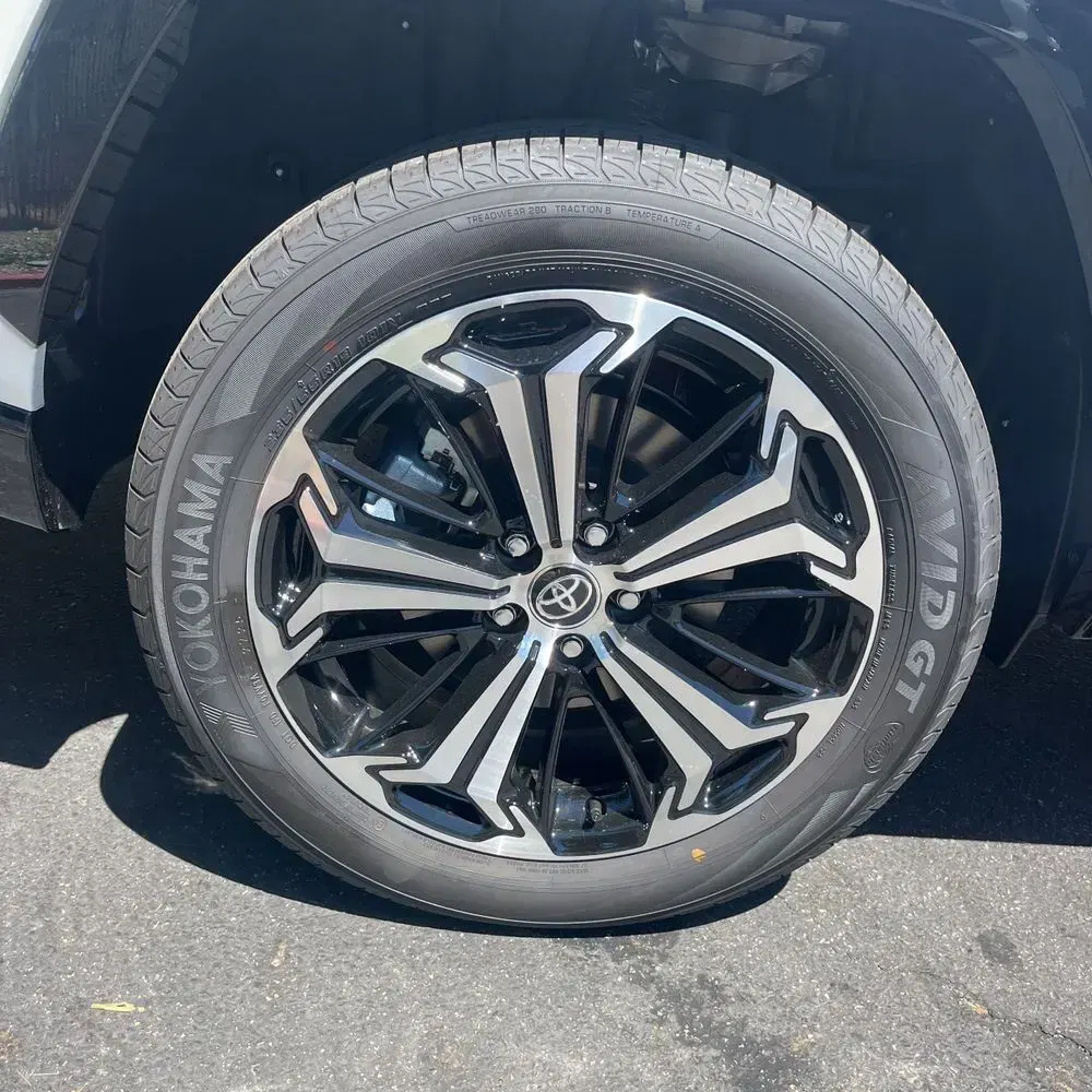 2025 Toyota RAV4 Plug-in Hybrid XSE