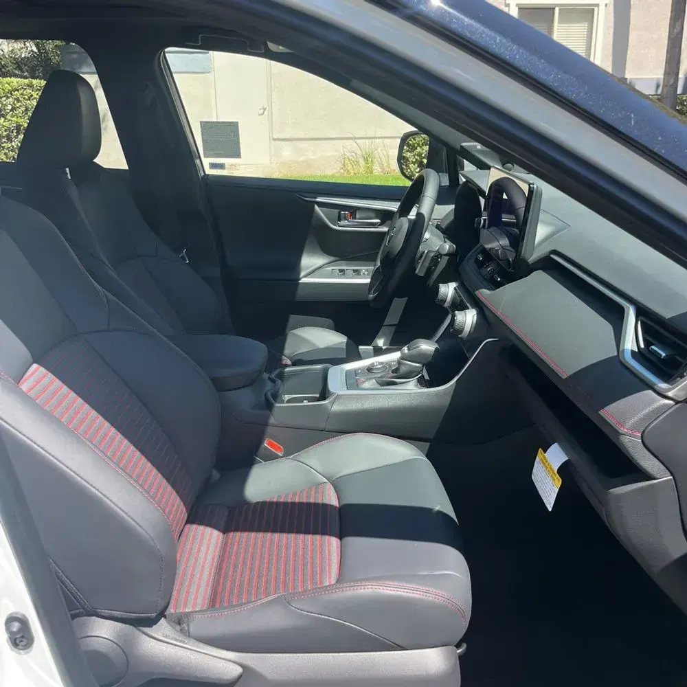 2025 Toyota RAV4 Plug-in Hybrid XSE