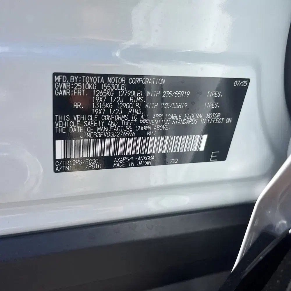 2025 Toyota RAV4 Plug-in Hybrid XSE