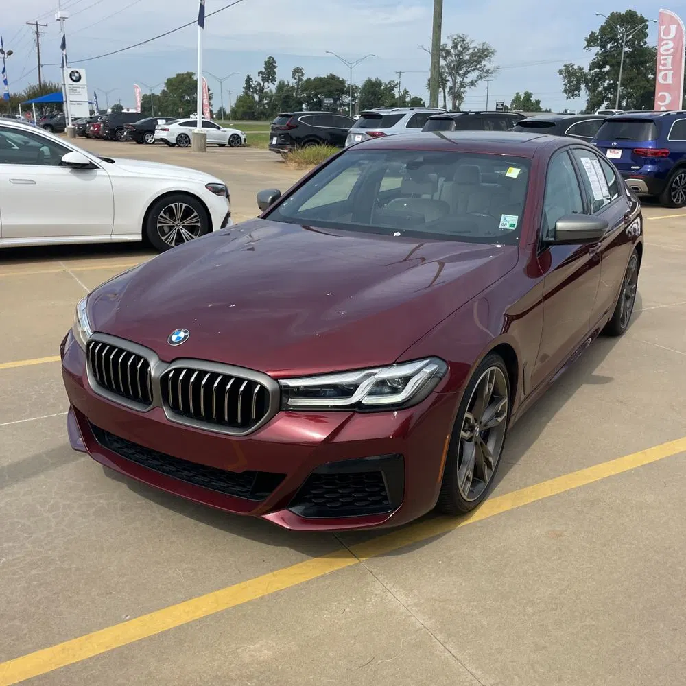 2022 BMW 5-Series M550xi