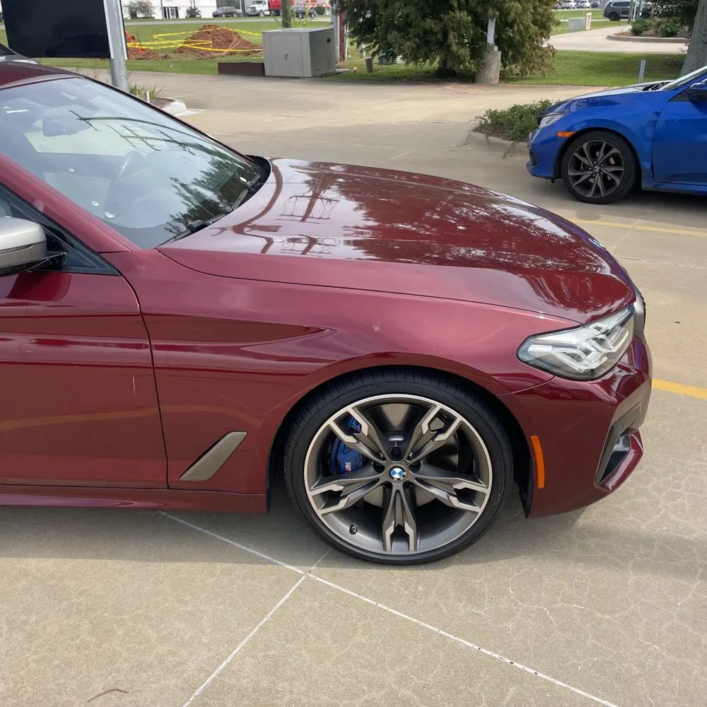 2022 BMW 5-Series M550xi
