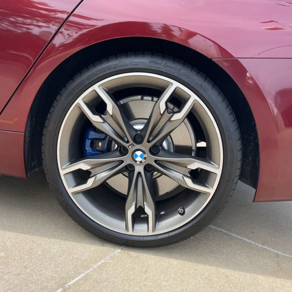 2022 BMW 5-Series M550xi