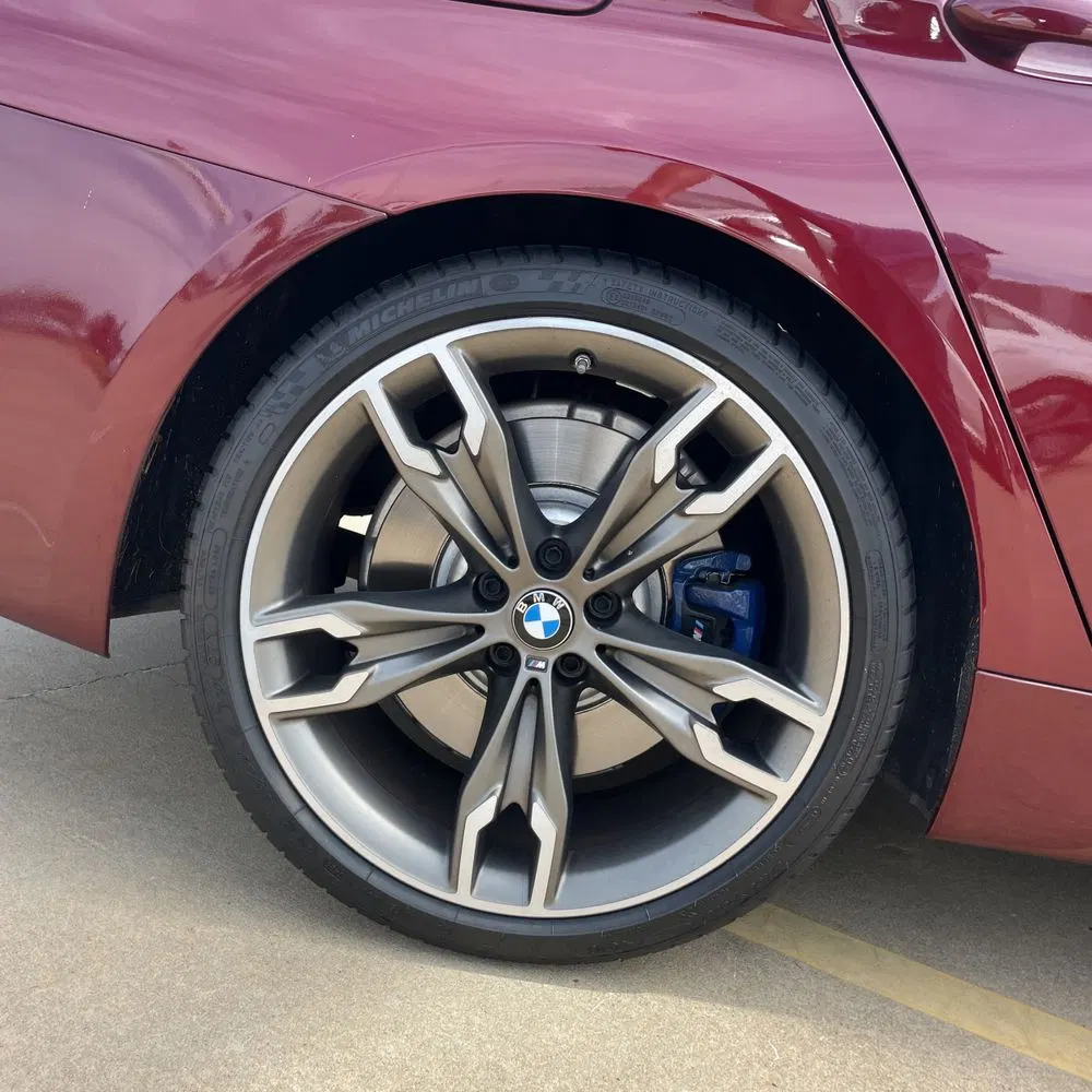 2022 BMW 5-Series M550xi