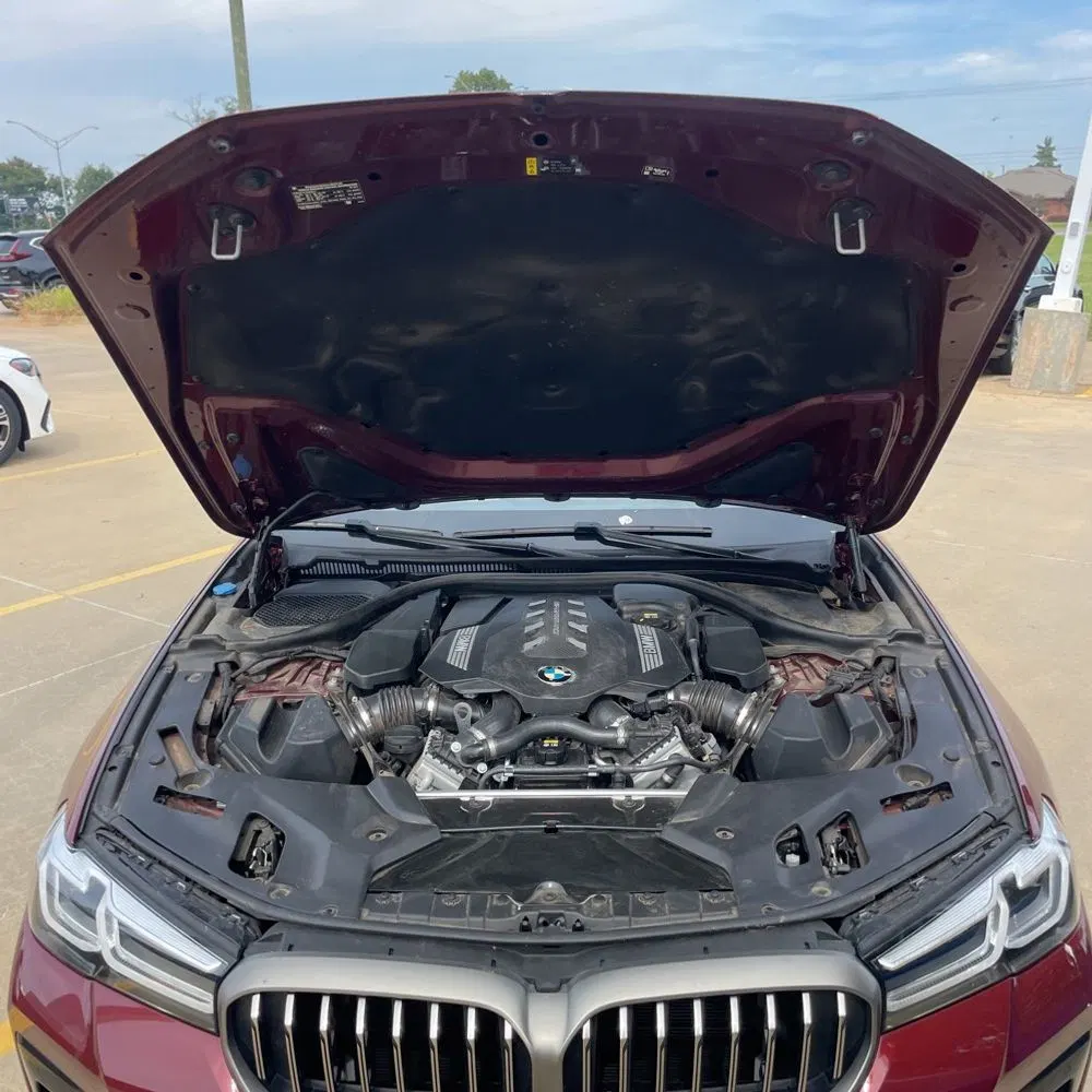 2022 BMW 5-Series M550xi