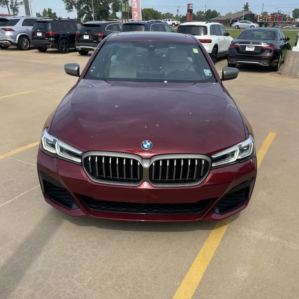 2022 BMW 5-Series M550xi