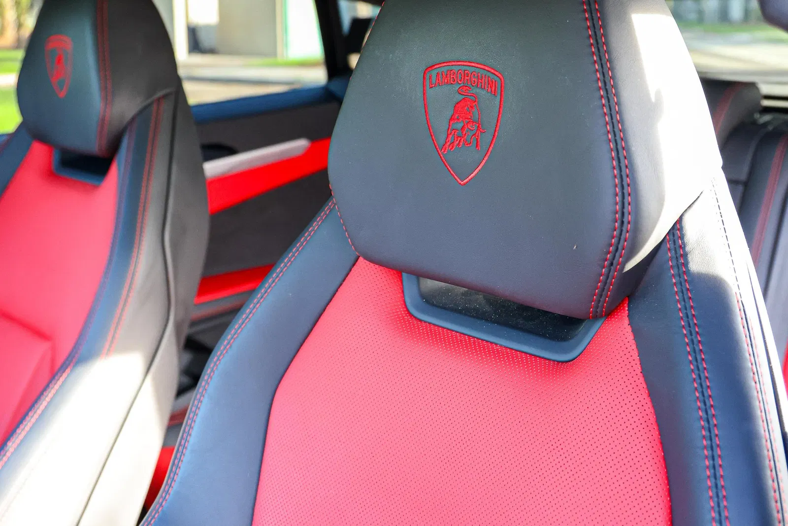 2020 Lamborghini Urus - 641-hp Turbo V8, AWD, Full ADAS Package, Carbon-Ceramic Brakes