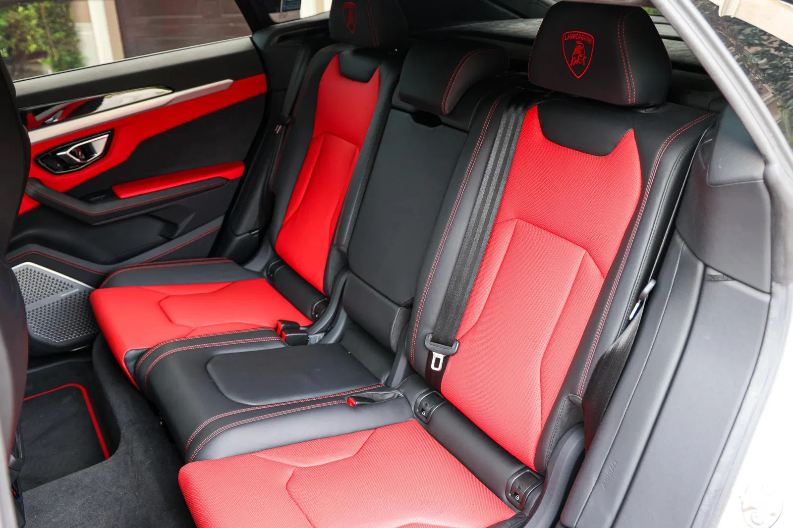 2020 Lamborghini Urus - 641-hp Turbo V8, AWD, Full ADAS Package, Carbon-Ceramic Brakes
