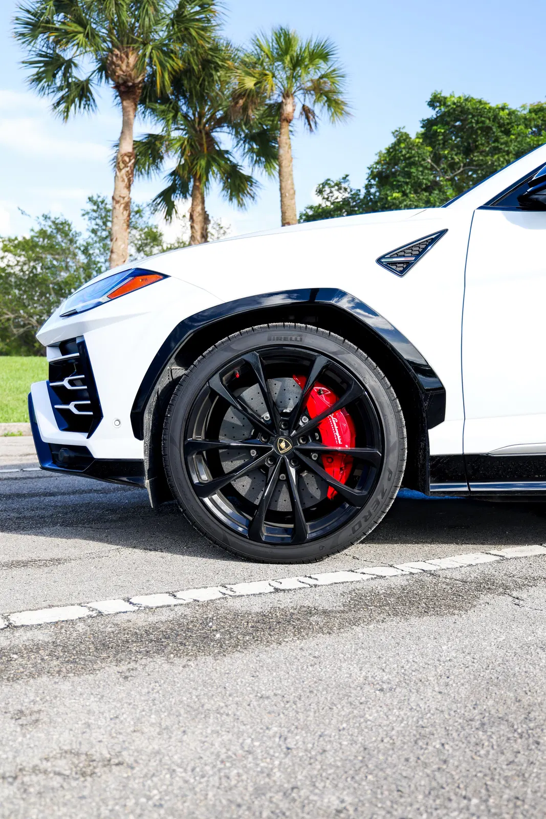 2020 Lamborghini Urus - 641-hp Turbo V8, AWD, Full ADAS Package, Carbon-Ceramic Brakes