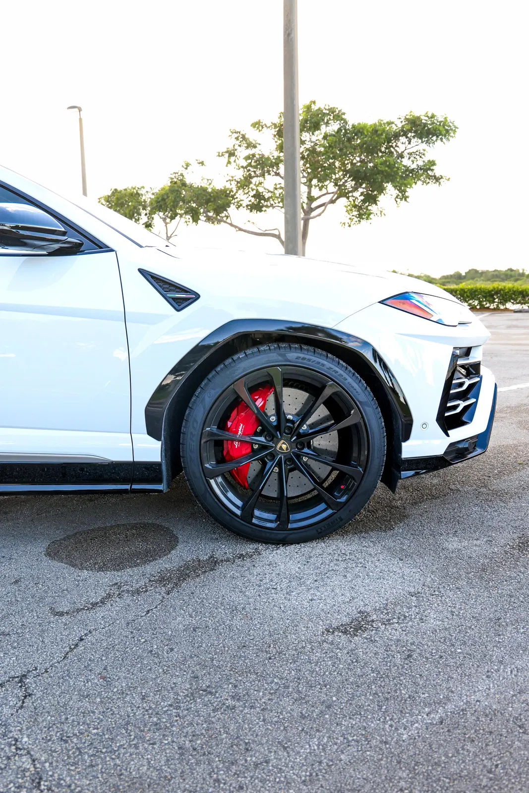 2020 Lamborghini Urus - 641-hp Turbo V8, AWD, Full ADAS Package, Carbon-Ceramic Brakes