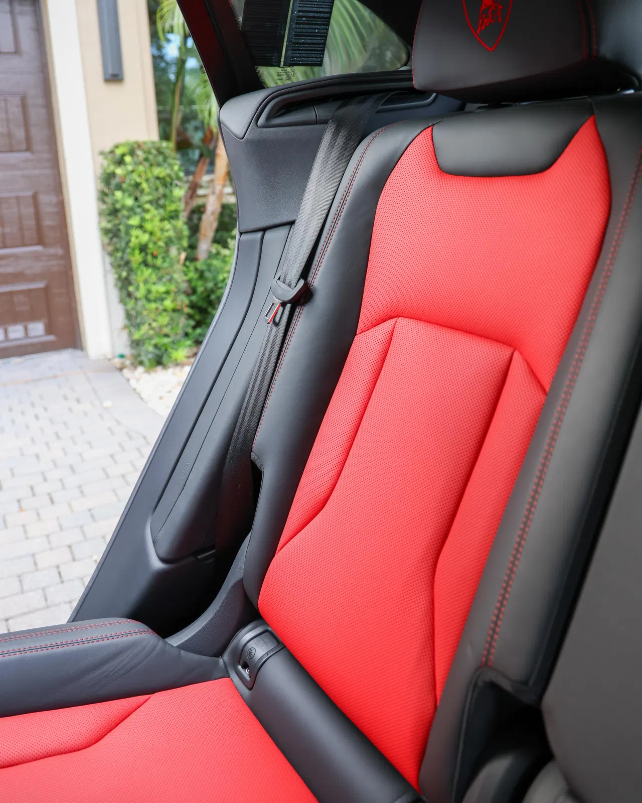 2020 Lamborghini Urus - 641-hp Turbo V8, AWD, Full ADAS Package, Carbon-Ceramic Brakes