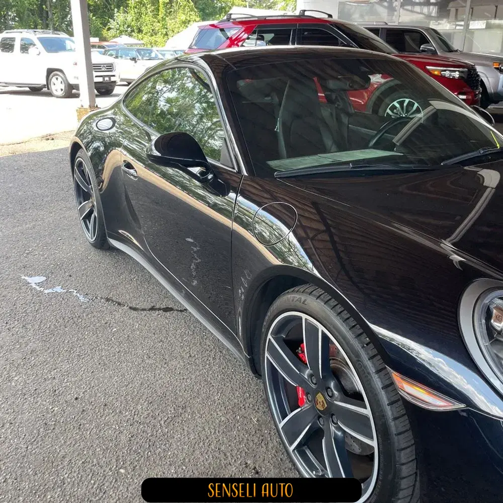 2019 Porsche 911 Carrera 4S