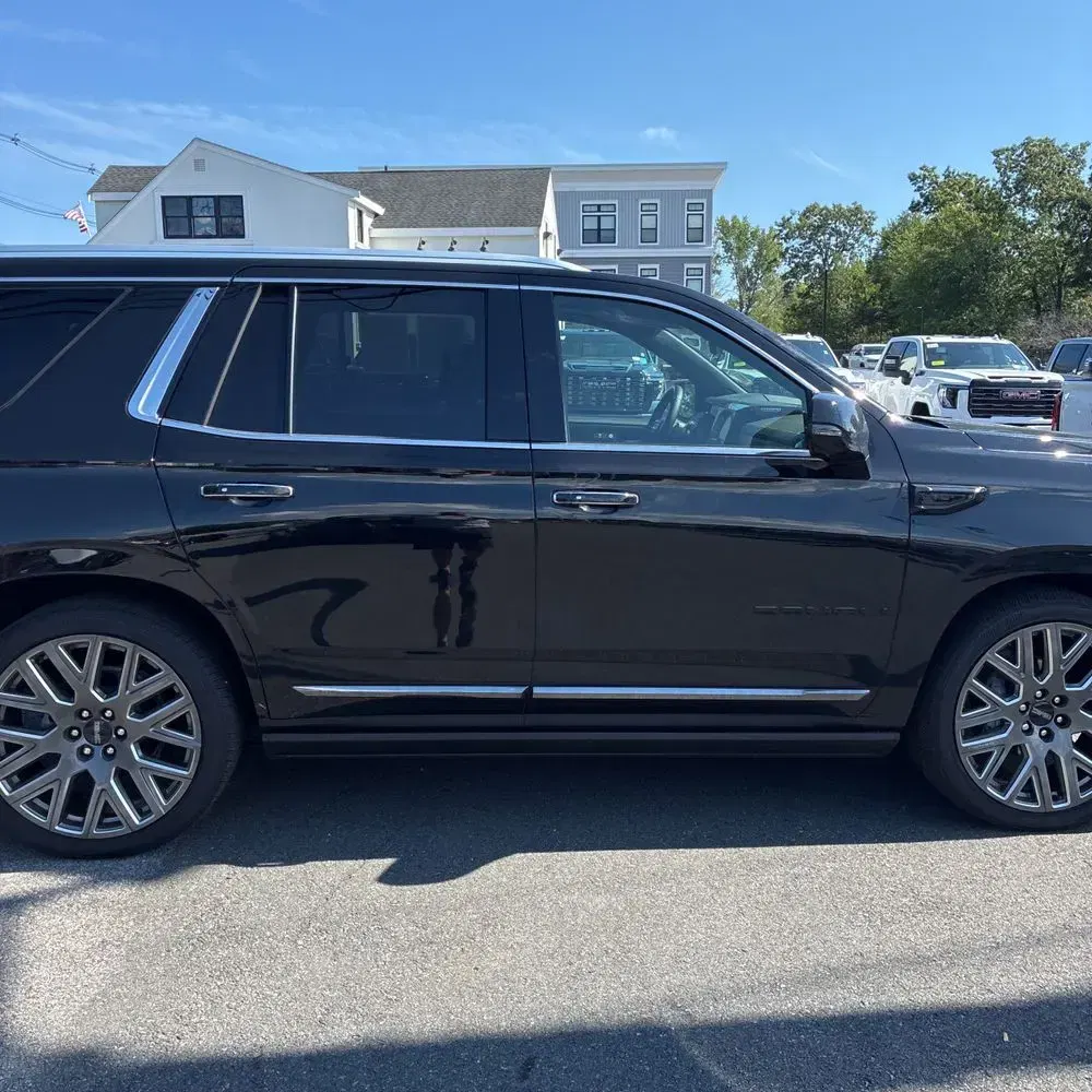 2025 GMC Yukon Denali Ultimate