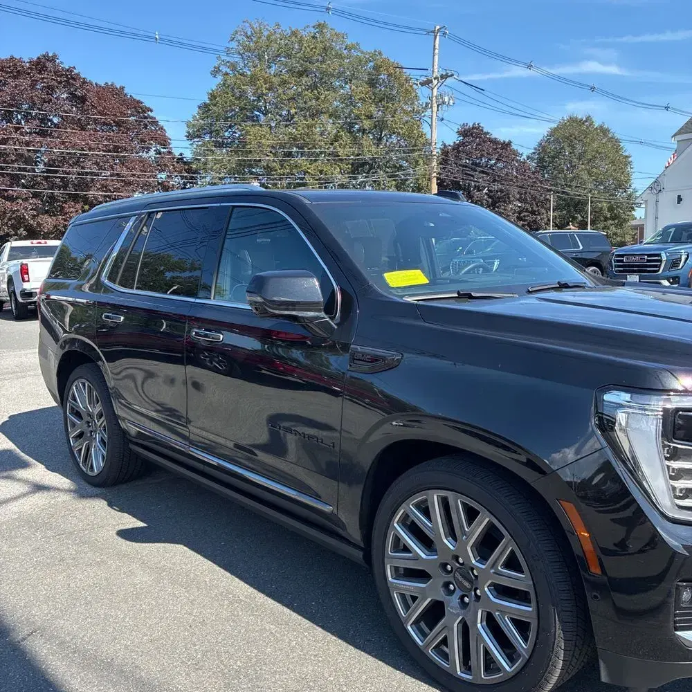 2025 GMC Yukon Denali Ultimate