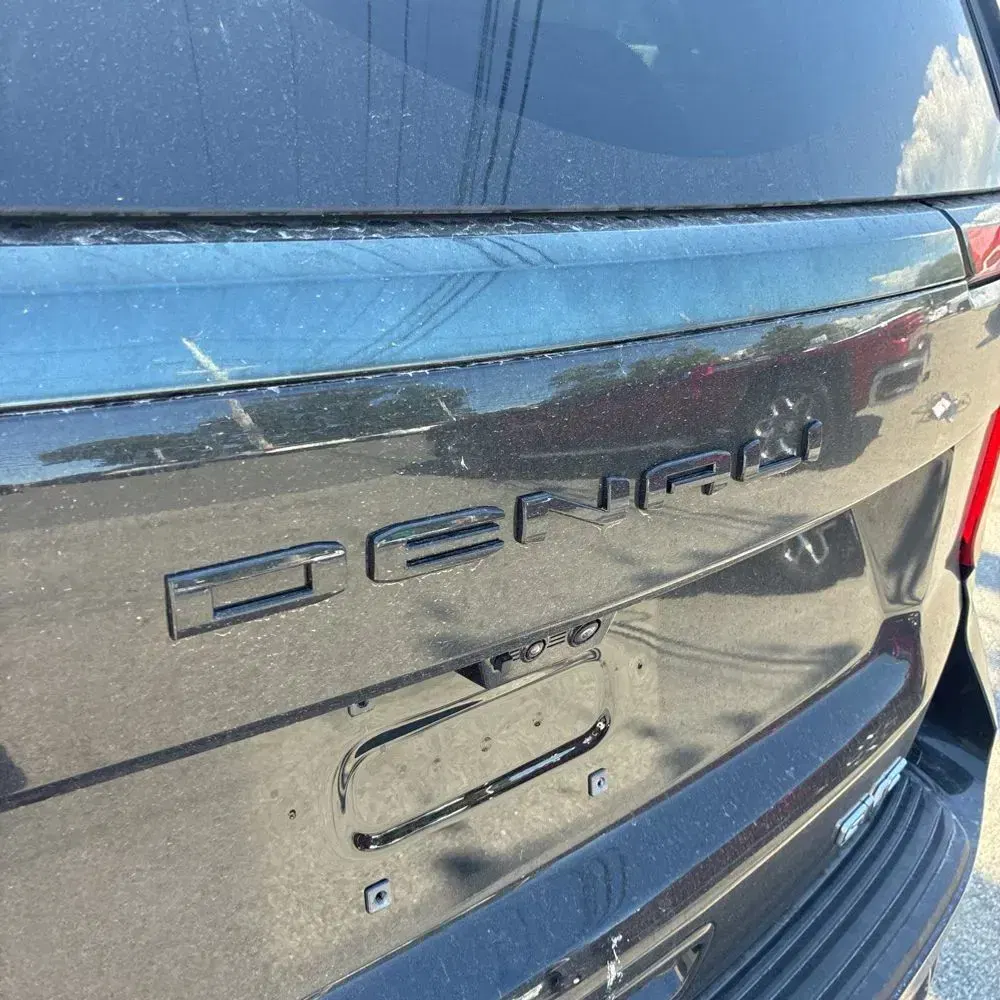 2025 GMC Yukon Denali Ultimate