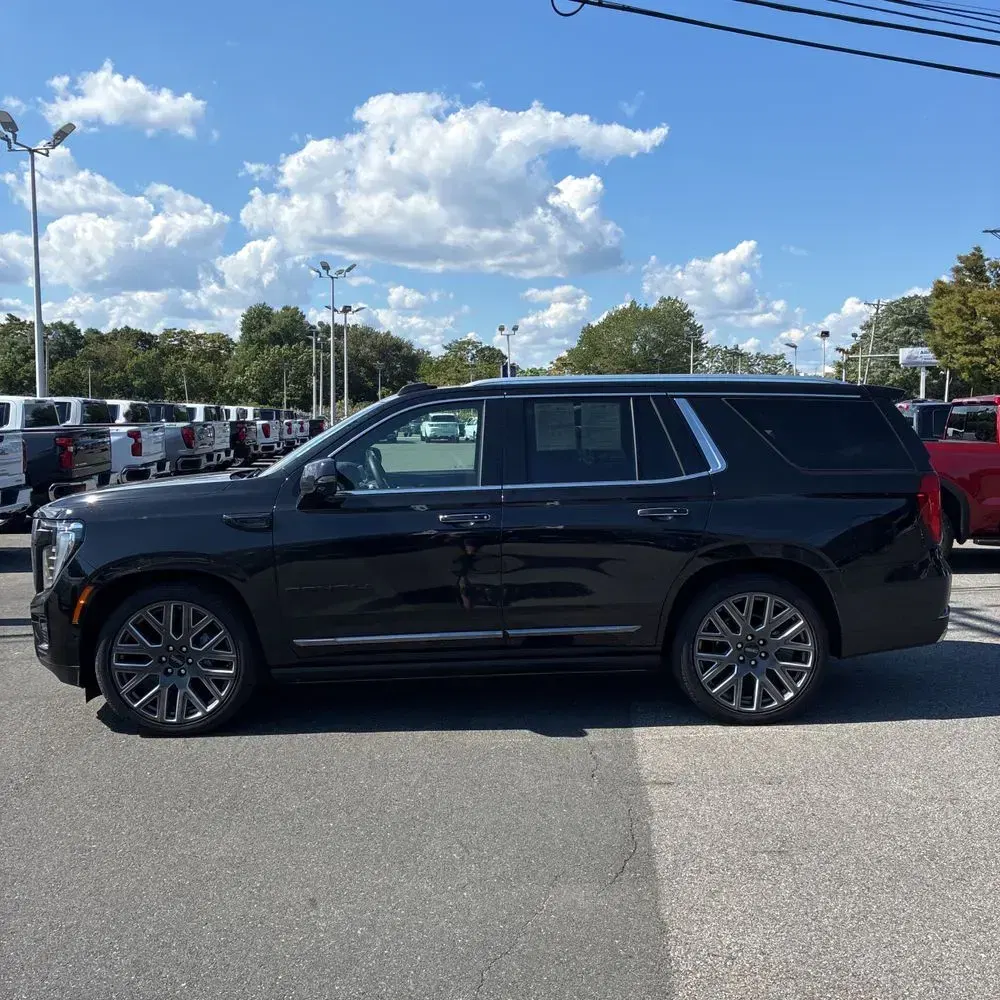 2025 GMC Yukon Denali Ultimate