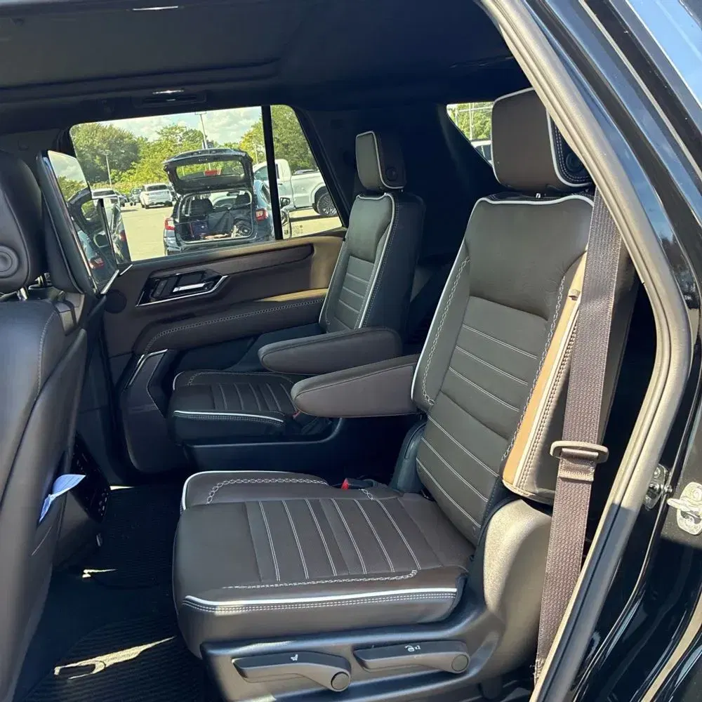 2025 GMC Yukon Denali Ultimate