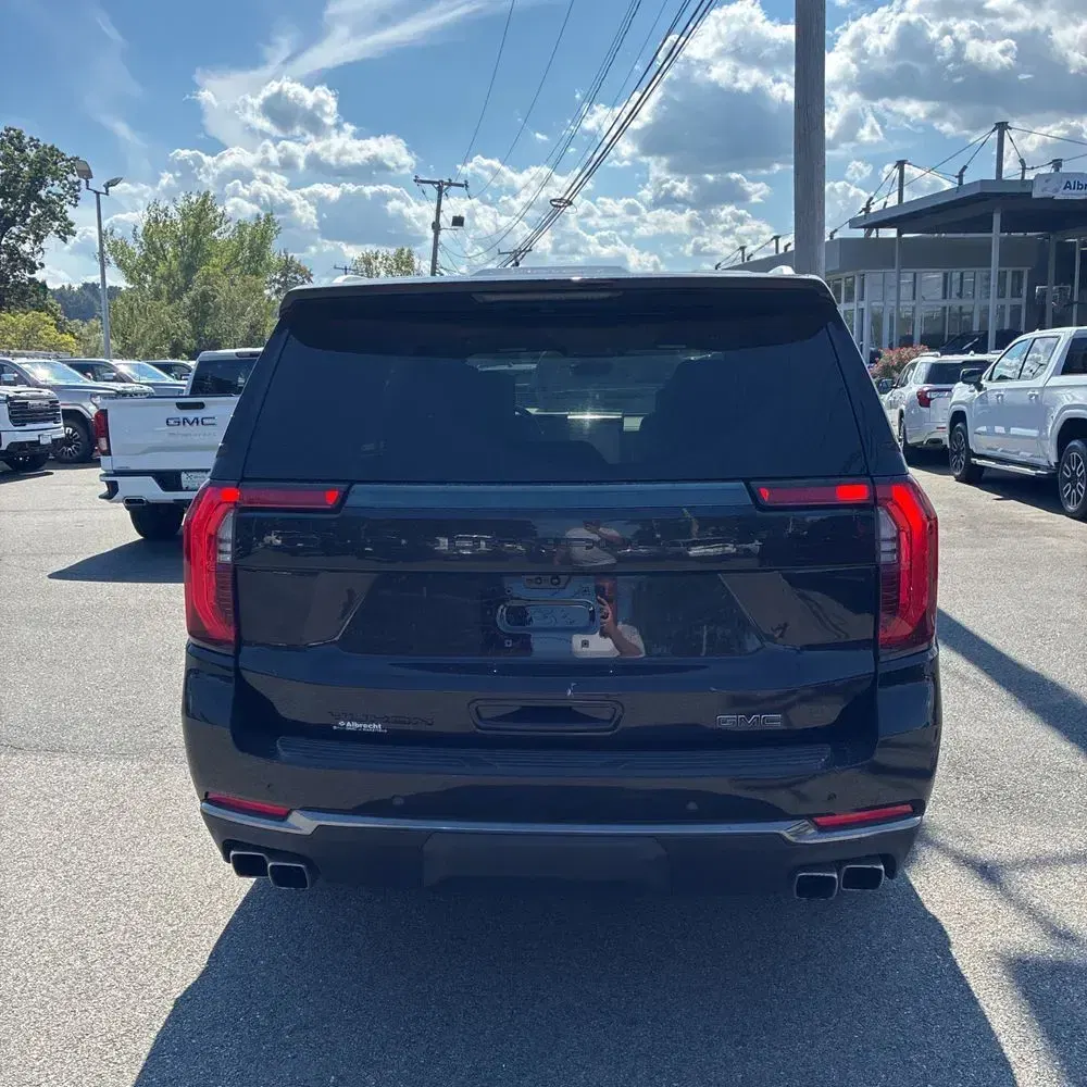 2025 GMC Yukon Denali Ultimate