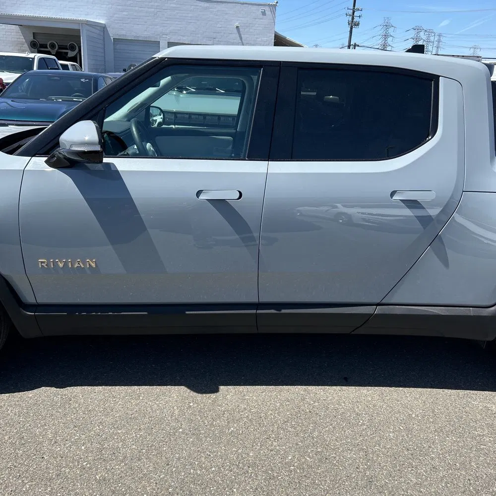 2023 Rivian R1T Adventure Quad-Motor