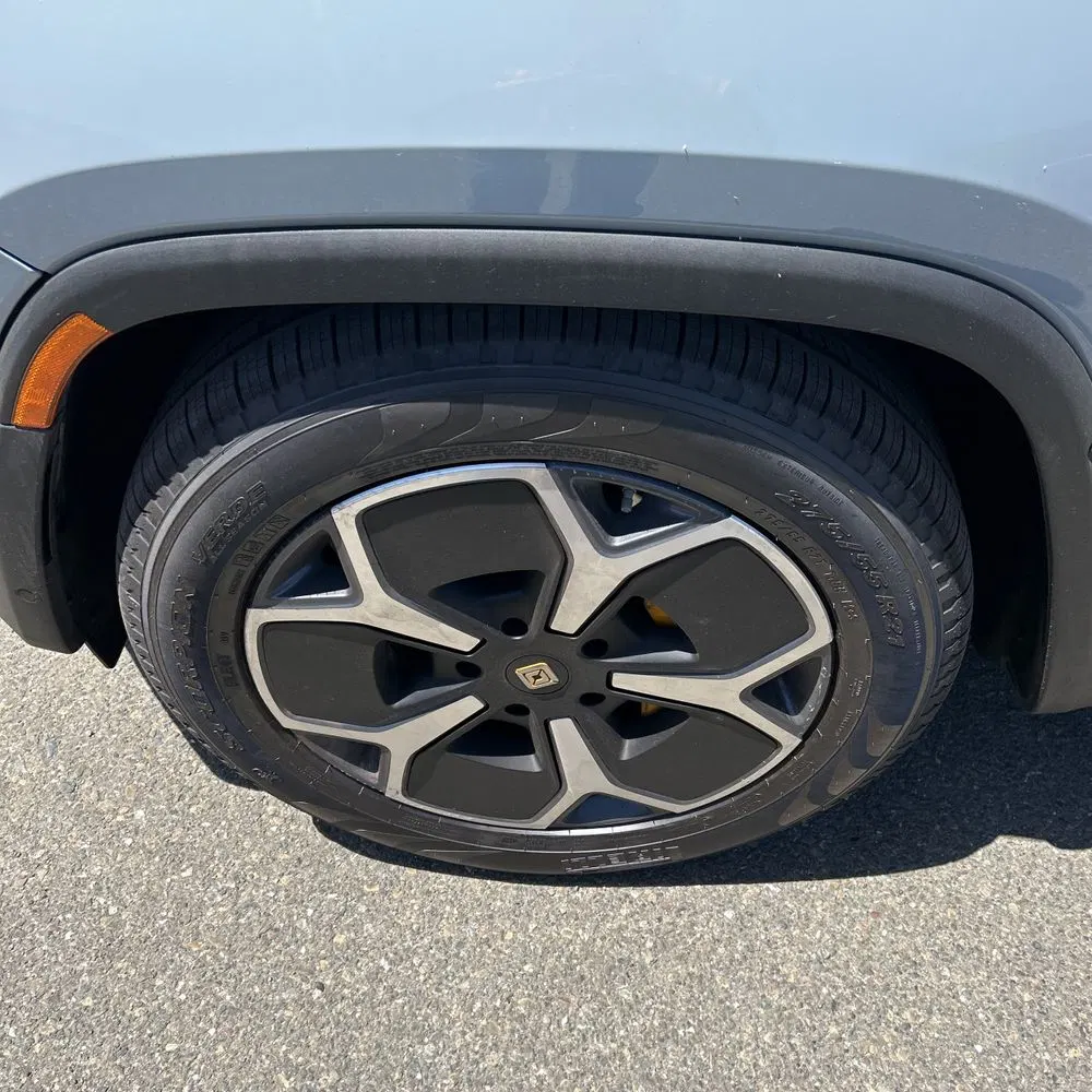 2023 Rivian R1T Adventure Quad-Motor