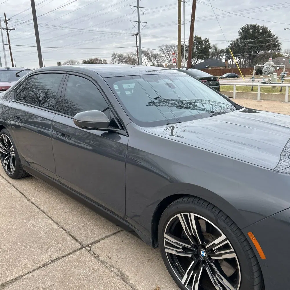2023 BMW 7-Series 740i
