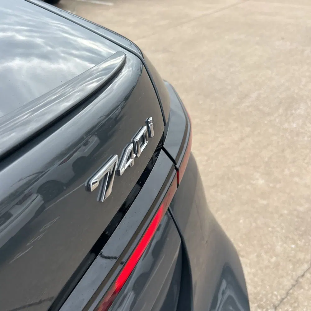 2023 BMW 7-Series 740i