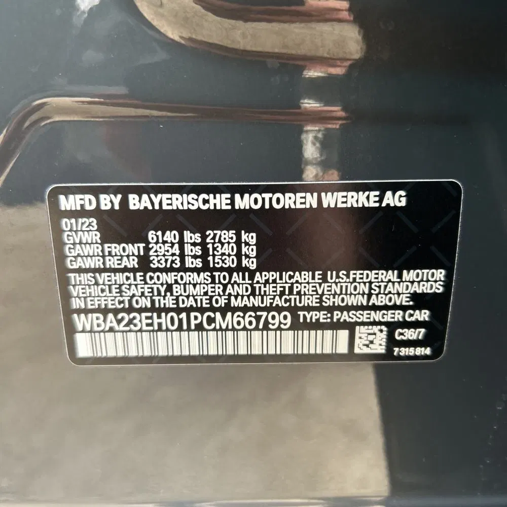 2023 BMW 7-Series 740i