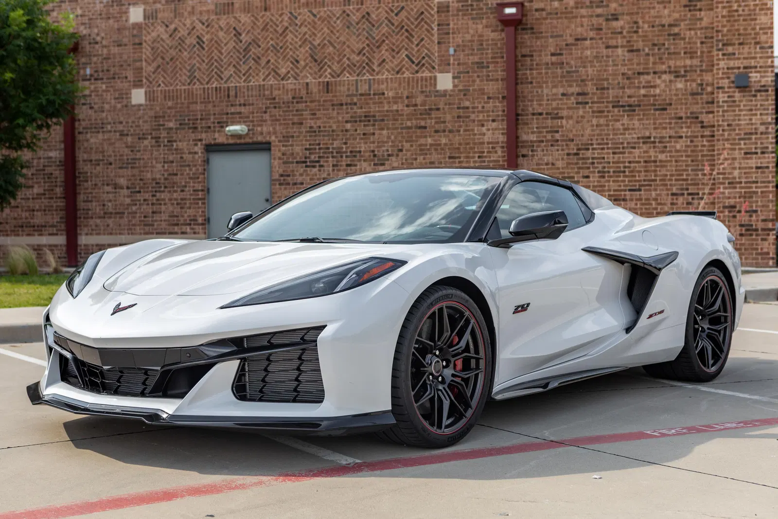 2023 Chevrolet Corvette Z06 Convertible 70th Anniversary Edition - 670-hp LT6 V8, 3LZ Trim, Carbon Ceramic Brakes