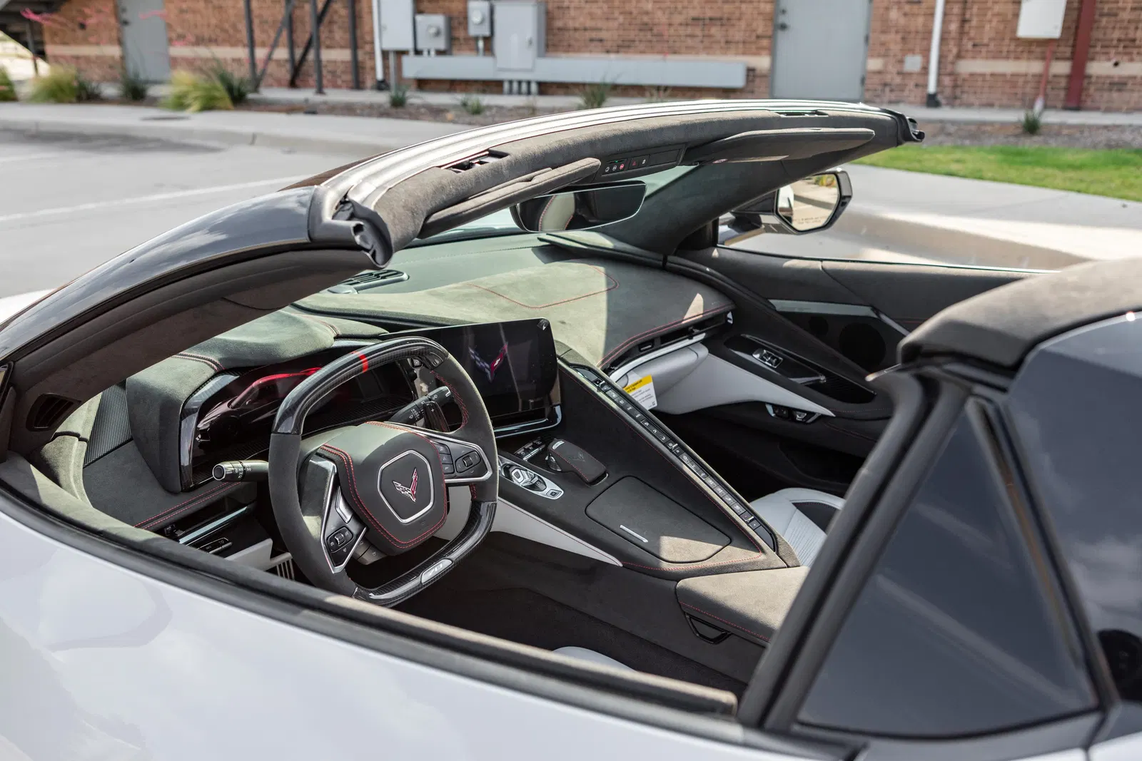 2023 Chevrolet Corvette Z06 Convertible 70th Anniversary Edition - 670-hp LT6 V8, 3LZ Trim, Carbon Ceramic Brakes