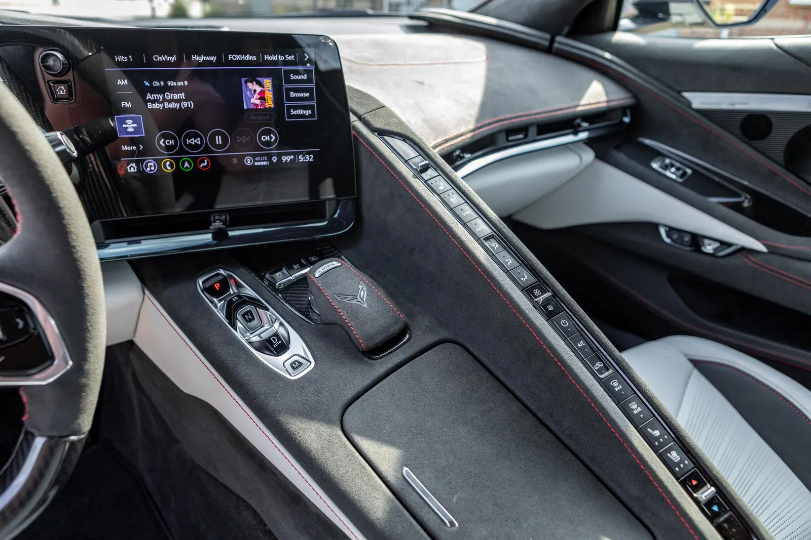 2023 Chevrolet Corvette Z06 Convertible 70th Anniversary Edition - 670-hp LT6 V8, 3LZ Trim, Carbon Ceramic Brakes